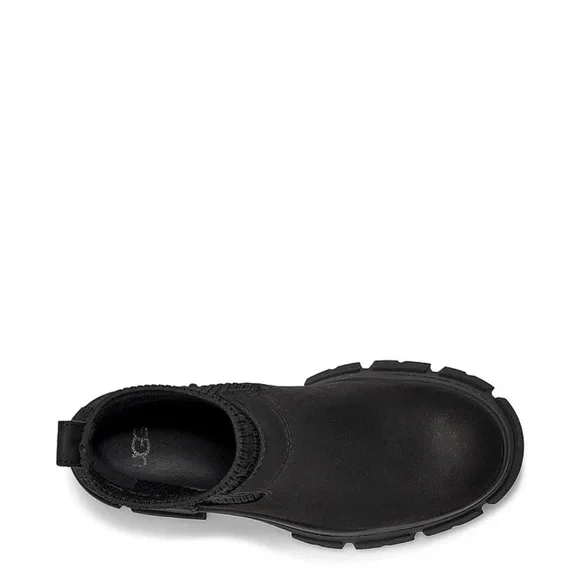 NWT Ugg Brooklyn Chelsea Boots Black Suede heel label with embossed UGG® logo. - Picture 2 of 8